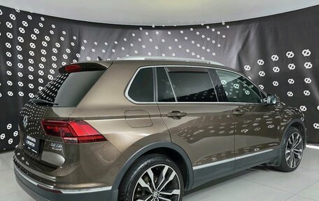 Volkswagen Tiguan II, 2017 год, 2 420 000 рублей, 7 фотография