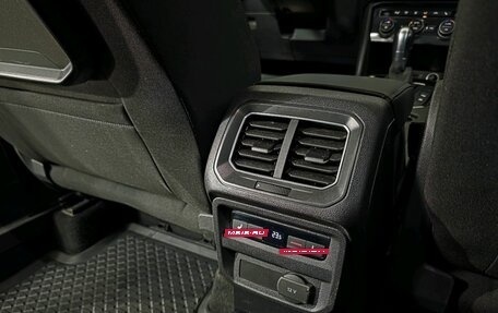 Volkswagen Tiguan II, 2017 год, 2 420 000 рублей, 22 фотография