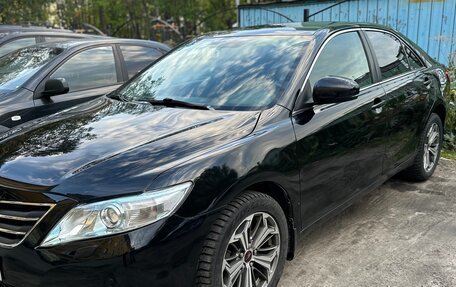 Toyota Camry, 2009 год, 830 000 рублей, 2 фотография