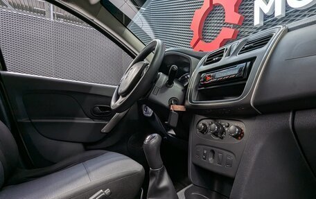 Renault Sandero II рестайлинг, 2016 год, 699 000 рублей, 26 фотография