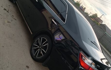 Toyota Camry, 2011 год, 1 950 000 рублей, 3 фотография