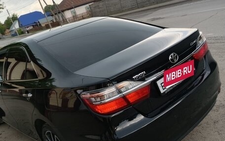 Toyota Camry, 2011 год, 1 950 000 рублей, 2 фотография