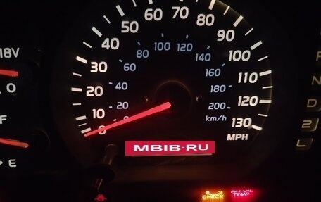 Toyota Land Cruiser 100 рестайлинг 2, 2002 год, 1 600 000 рублей, 10 фотография