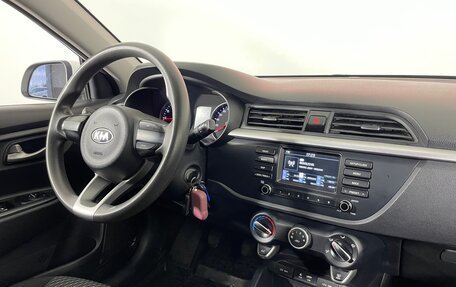 KIA Rio IV, 2018 год, 1 087 000 рублей, 15 фотография