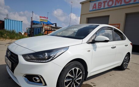 Hyundai Solaris II рестайлинг, 2018 год, 1 299 000 рублей, 2 фотография