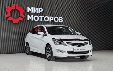 Hyundai Solaris II рестайлинг, 2016 год, 1 200 000 рублей, 3 фотография