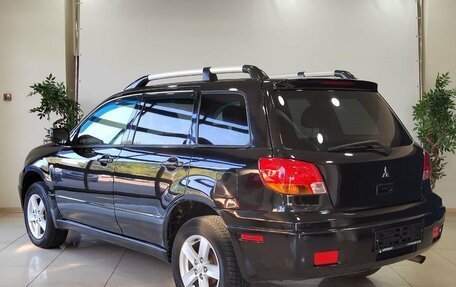 Mitsubishi Outlander III рестайлинг 3, 2003 год, 550 000 рублей, 6 фотография