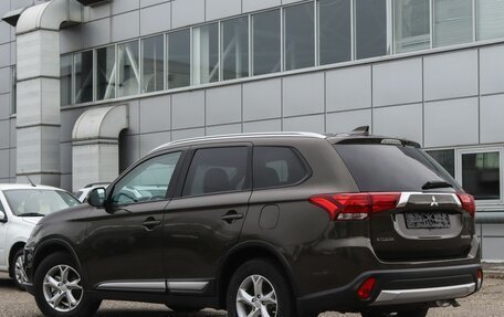 Mitsubishi Outlander III рестайлинг 3, 2018 год, 1 495 000 рублей, 3 фотография