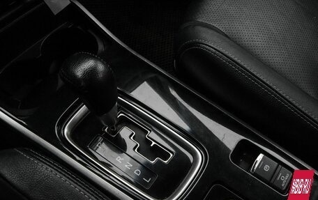 Mitsubishi Outlander III рестайлинг 3, 2018 год, 1 495 000 рублей, 10 фотография