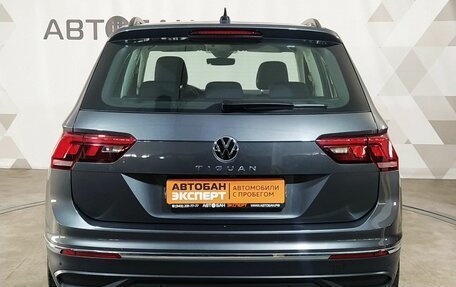 Volkswagen Tiguan II, 2021 год, 2 500 000 рублей, 5 фотография