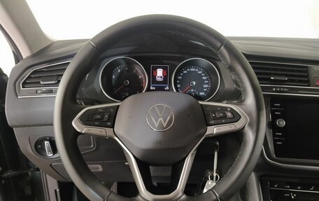 Volkswagen Tiguan II, 2021 год, 2 500 000 рублей, 14 фотография