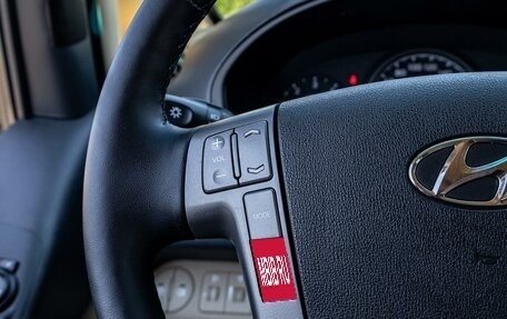 Hyundai H-1 II рестайлинг, 2018 год, 2 195 000 рублей, 12 фотография