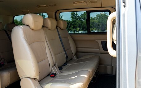 Hyundai H-1 II рестайлинг, 2018 год, 2 195 000 рублей, 19 фотография