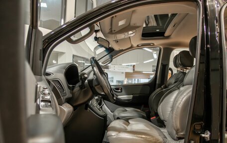Hyundai Grand Starex Grand Starex I рестайлинг 2, 2014 год, 1 755 000 рублей, 7 фотография
