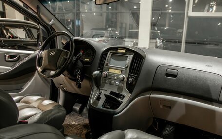 Hyundai Grand Starex Grand Starex I рестайлинг 2, 2014 год, 1 755 000 рублей, 15 фотография