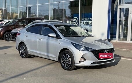 Hyundai Solaris II рестайлинг, 2020 год, 1 500 000 рублей, 3 фотография