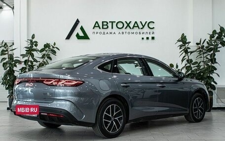 BYD Qin, 2024 год, 3 805 000 рублей, 4 фотография