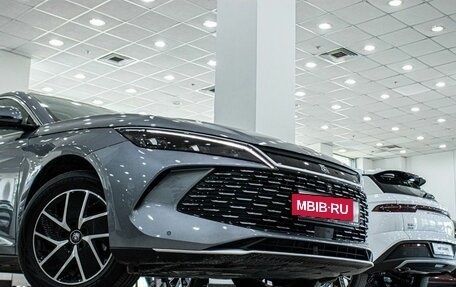 BYD Qin, 2024 год, 3 805 000 рублей, 7 фотография