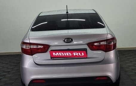 KIA Rio III рестайлинг, 2013 год, 670 000 рублей, 18 фотография