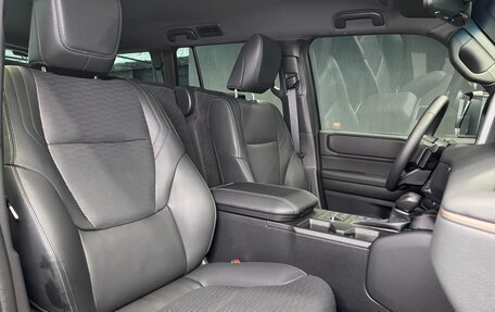 Toyota Land Cruiser Prado, 2024 год, 14 200 000 рублей, 23 фотография