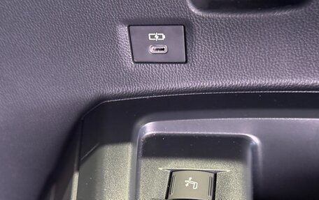 Toyota Land Cruiser Prado, 2024 год, 14 200 000 рублей, 30 фотография
