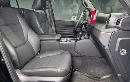 Toyota Land Cruiser Prado, 2024 год, 14 200 000 рублей, 22 фотография