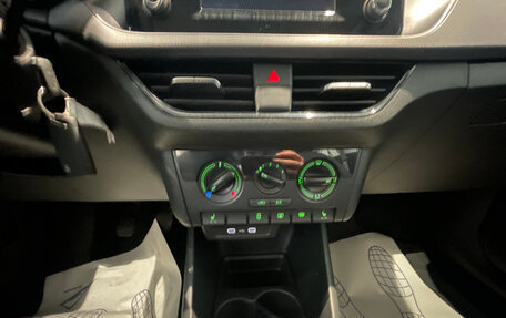 Skoda Rapid II, 2021 год, 1 285 000 рублей, 11 фотография