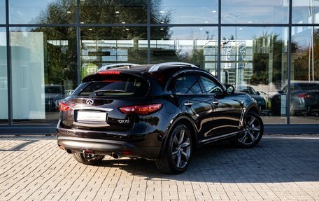 Infiniti QX70, 2016 год, 2 700 000 рублей, 2 фотография