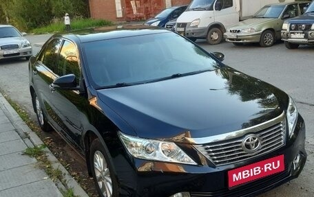 Toyota Camry, 2012 год, 1 950 000 рублей, 1 фотография