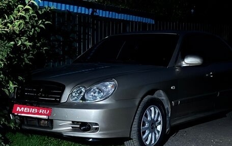 Hyundai Sonata IV рестайлинг, 2005 год, 700 000 рублей, 5 фотография