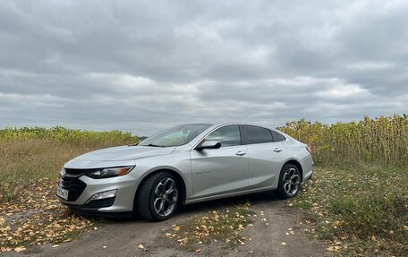Chevrolet Malibu IX, 2020 год, 1 530 000 рублей, 2 фотография