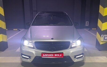 Mercedes-Benz C-Класс, 2012 год, 1 500 000 рублей, 1 фотография