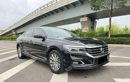 Volkswagen Passat B8 рестайлинг, 2022 год, 1 950 000 рублей, 2 фотография