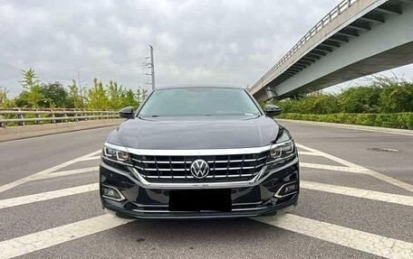 Volkswagen Passat B8 рестайлинг, 2022 год, 1 950 000 рублей, 3 фотография