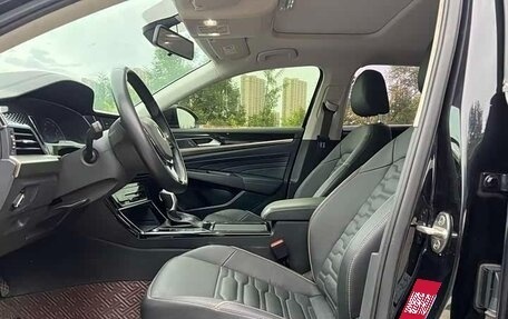 Volkswagen Passat B8 рестайлинг, 2022 год, 1 950 000 рублей, 8 фотография