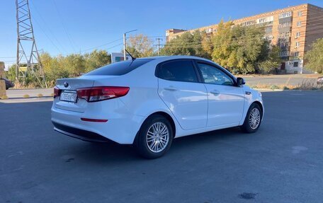 KIA Rio III рестайлинг, 2016 год, 970 000 рублей, 3 фотография