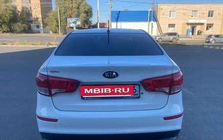 KIA Rio III рестайлинг, 2016 год, 970 000 рублей, 11 фотография