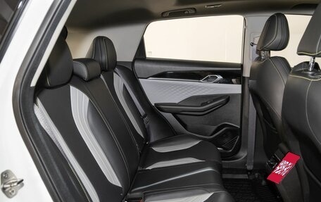 Geely Coolray I, 2023 год, 1 985 000 рублей, 9 фотография