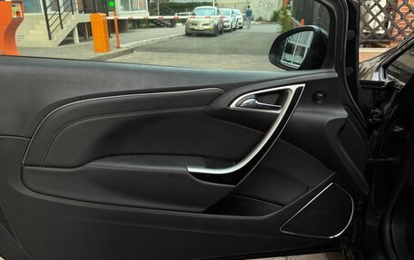 Opel Astra J, 2013 год, 700 000 рублей, 15 фотография