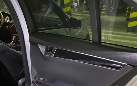 Mercedes-Benz C-Класс, 2012 год, 1 500 000 рублей, 13 фотография