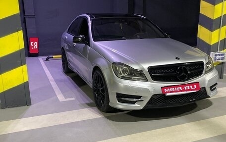 Mercedes-Benz C-Класс, 2012 год, 1 500 000 рублей, 2 фотография