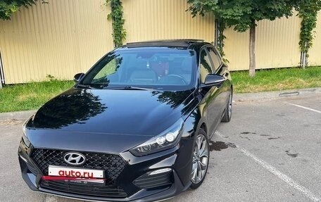 Hyundai Elantra VI рестайлинг, 2019 год, 2 250 000 рублей, 6 фотография