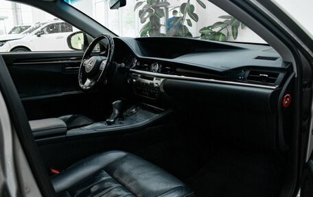 Lexus ES VII, 2015 год, 2 339 000 рублей, 20 фотография