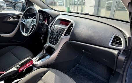 Opel Astra J, 2011 год, 790 000 рублей, 5 фотография