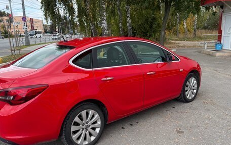 Opel Astra J, 2013 год, 980 000 рублей, 6 фотография