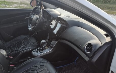 Chevrolet Cruze II, 2011 год, 525 000 рублей, 6 фотография