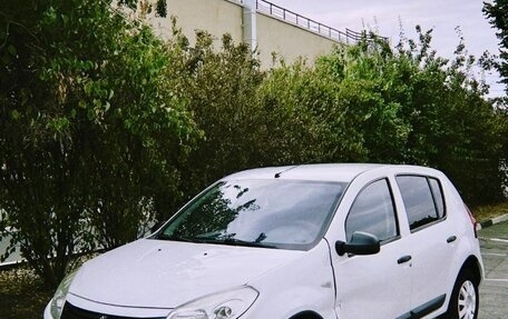Renault Sandero I, 2012 год, 440 000 рублей, 1 фотография