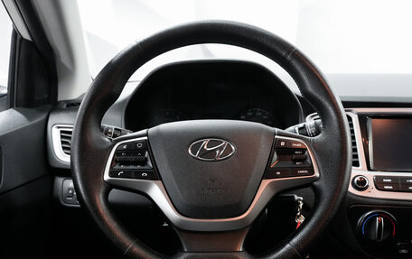 Hyundai Solaris II рестайлинг, 2021 год, 1 644 000 рублей, 11 фотография