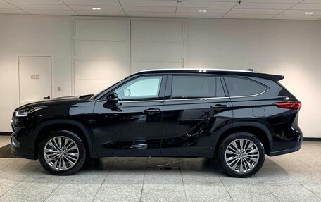 Toyota Highlander, 2024 год, 6 300 000 рублей, 4 фотография