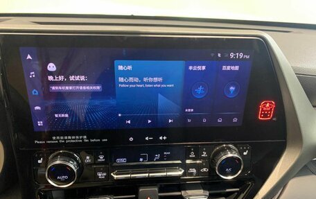Toyota Highlander, 2024 год, 6 300 000 рублей, 16 фотография